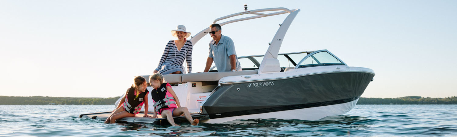 Four Winns® Horizon 230 for sale in MacCallum's Boathouse, Epsom, New Hampshire